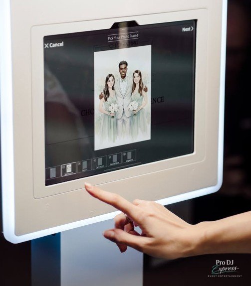 image-4124086757905797