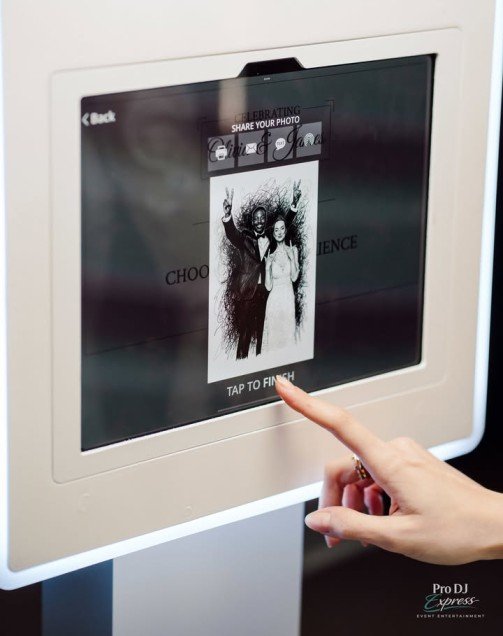 image-751496330932393